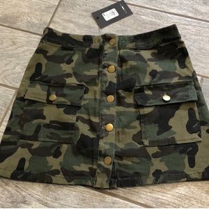 Fashion Nova Camo Skirt